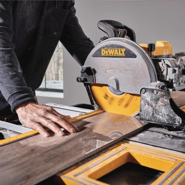 DEWALT D36000 110V WET TILE SAW C/W LEGSTAND