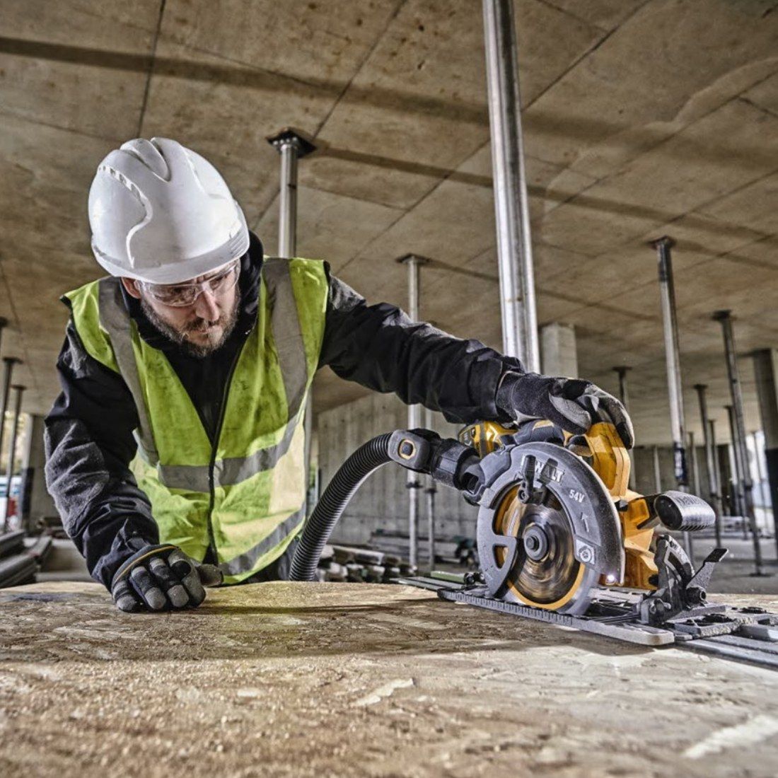 DEWALT DCS579T2 54V FLEXVOLT CIRCULAR SAW 190MM 2 X 6AH