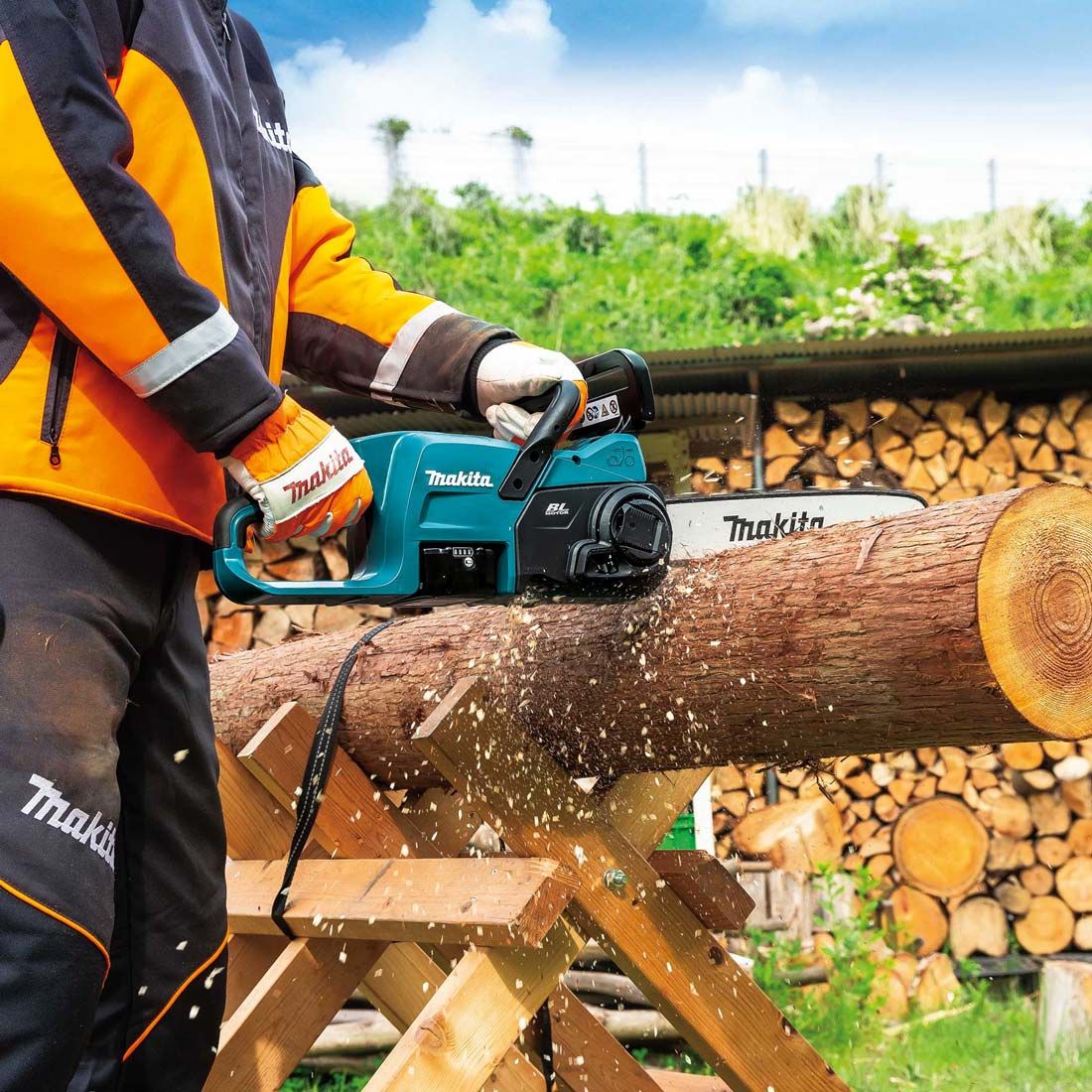 MAKITA DUC357Z 18V LXT B/LESS CHAINSAW BODY 350MM BAR