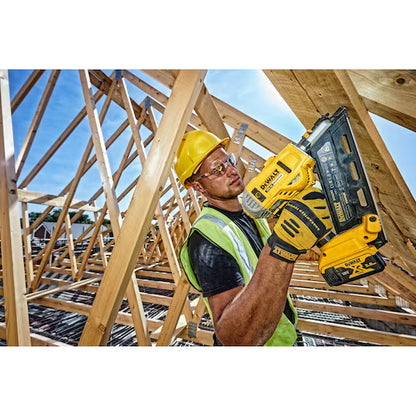 DEWALT DCN692Z 18V XR NAILER BODY 1ST FIX