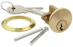 YALE 1109 PB  CYLINDER NIGHTLATCH rim
