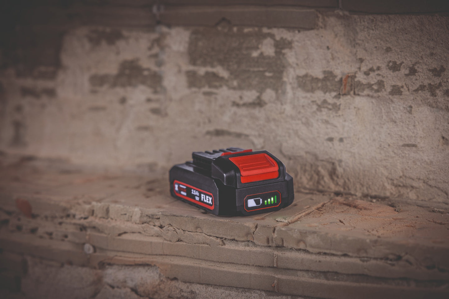 FLEX AP 18.0 / 2.5AH BATTERY LI-ION RECHARGEABLE