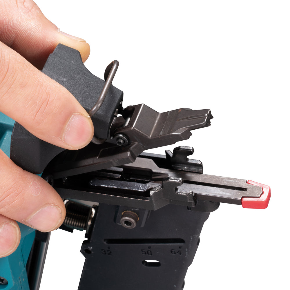 MAKITA DBN610ZJ 18V LXT 2ND FIX NAILER BODY ANGLED 16G