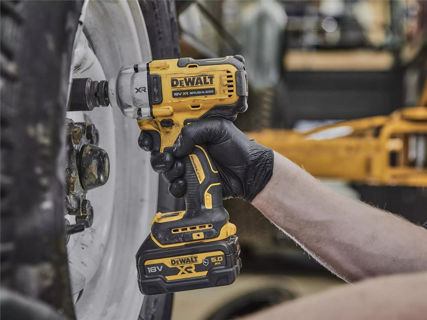 DEWALT DCF891H2T 18V XR 1/2" IMP WRENCH 2X5AH POWERSTACK