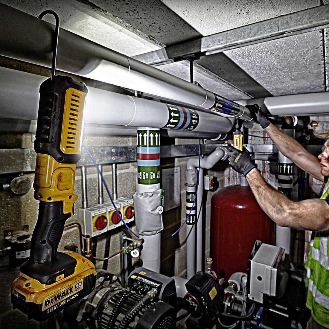 DEWALT DCL050 18V XR LED WORKLIGHT BODY