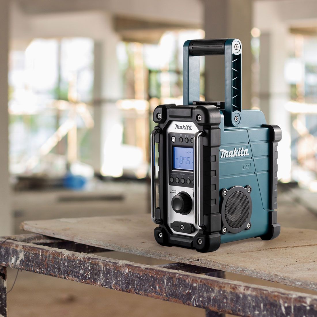 MAKITA DMR116B JOB SITE RADIO AM/FM 7.2V-18V G SERIES + LXT