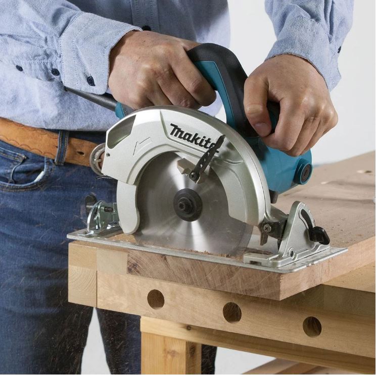 MAKITA HS6601/2 165MM 1050W 54MM DOC CIRCULAR SAW 240V