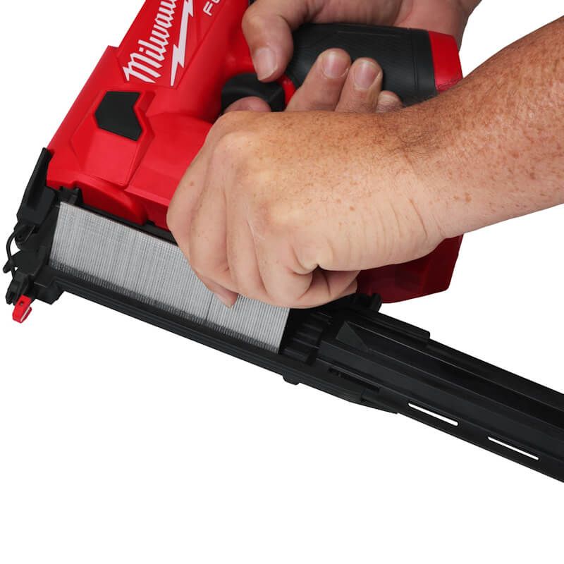 MILWAUKEE M12FCN18GS 12V M12 BRAD NAILER 2 X 2.0AH