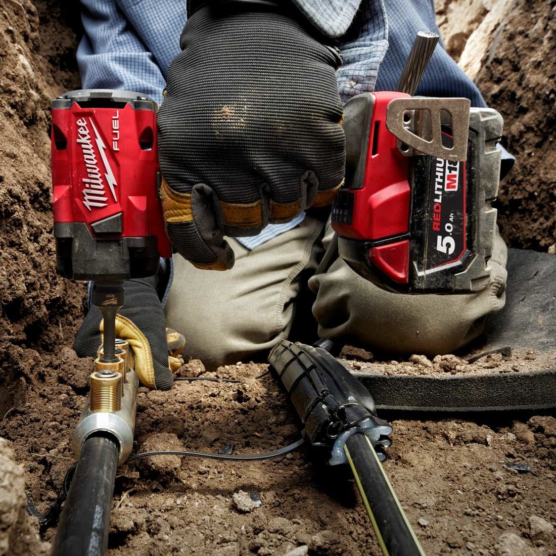 MILWAUKEE M18FHIW2F12-502X 18V HIGH IMPACT WRENCH 2X5AH