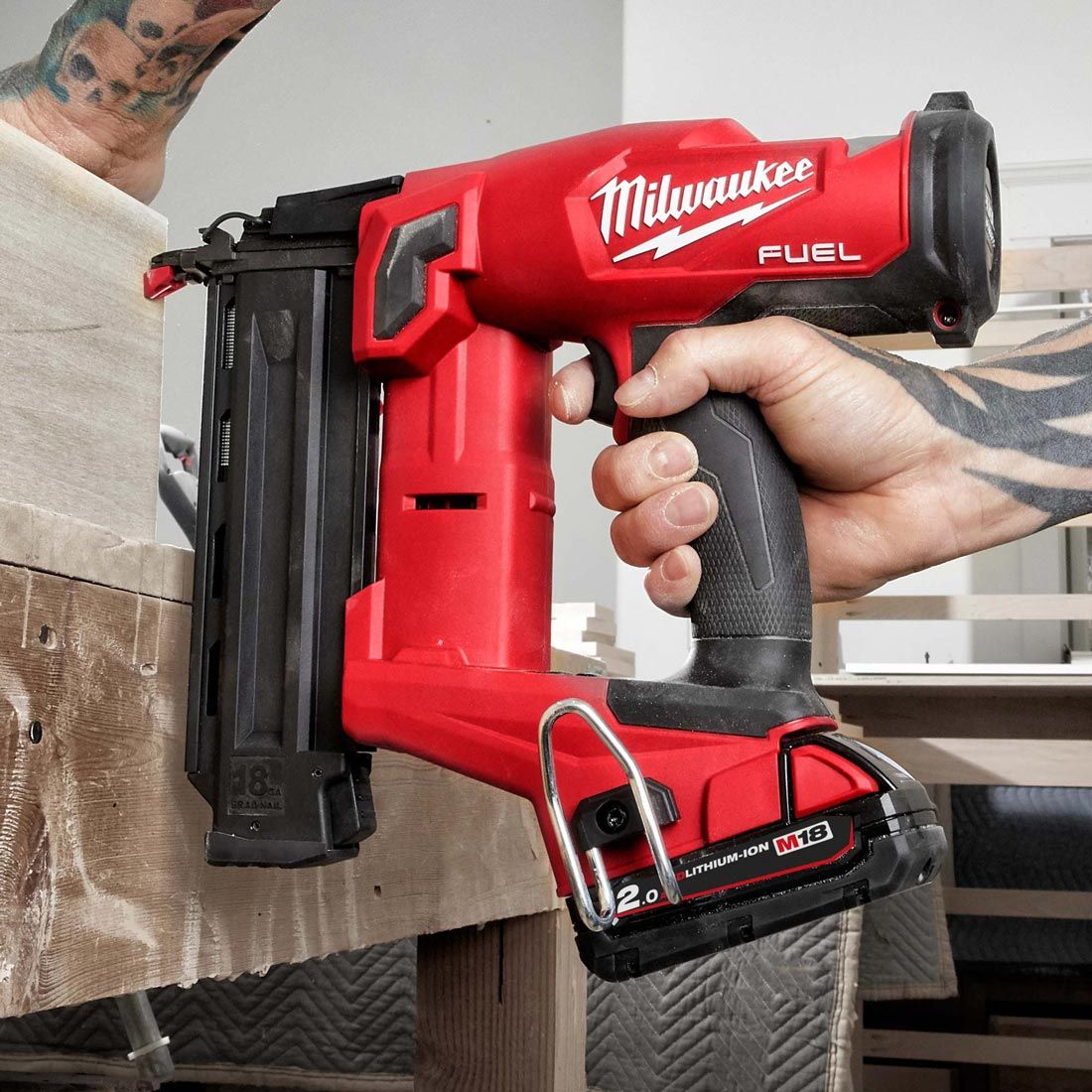 MILWAUKEE M18FN18GS 2ND FIX FINISH NAILER BODY ONLY
