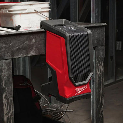 MILWAUKEE M18SPEJSG2-0 18V BLUETOOTH JOBSITE SPEAKER