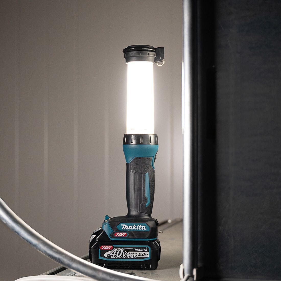 MAKITA ML002G XGT 40V MAX CORDLESS LED TORCH FLASHLIGHT