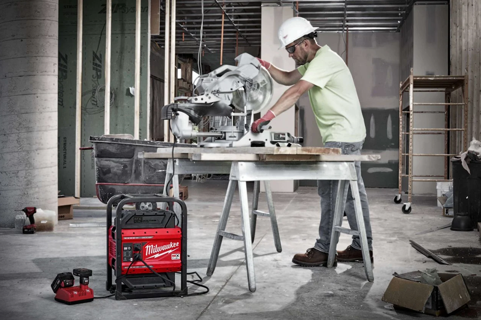 MXFPS-602 POWER STATION 110V MILWAUKEE 4933479268